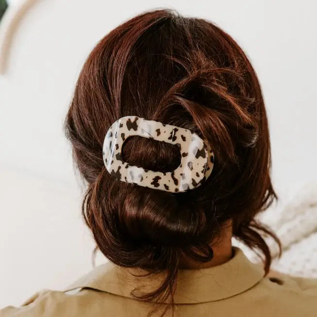 Round Flat Hair Clip - Medium - Blonde Tortoise