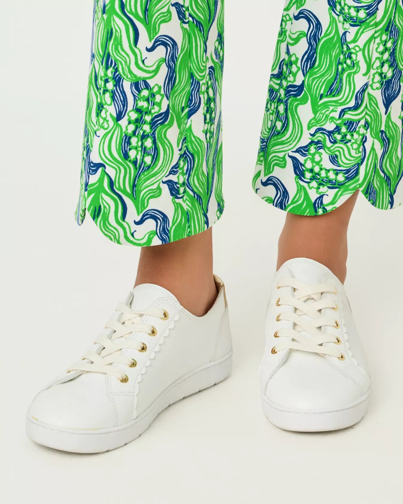 The Lilly Sneaker