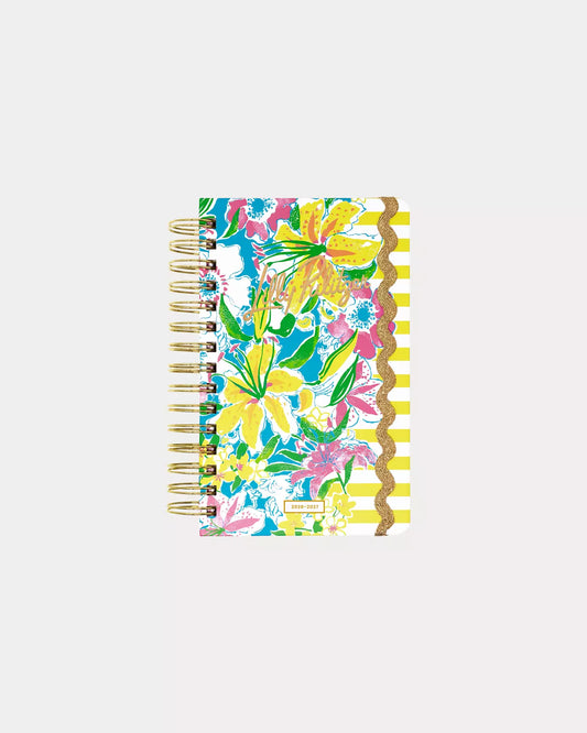 Medium 17 Month Agenda, Lovely Lilly